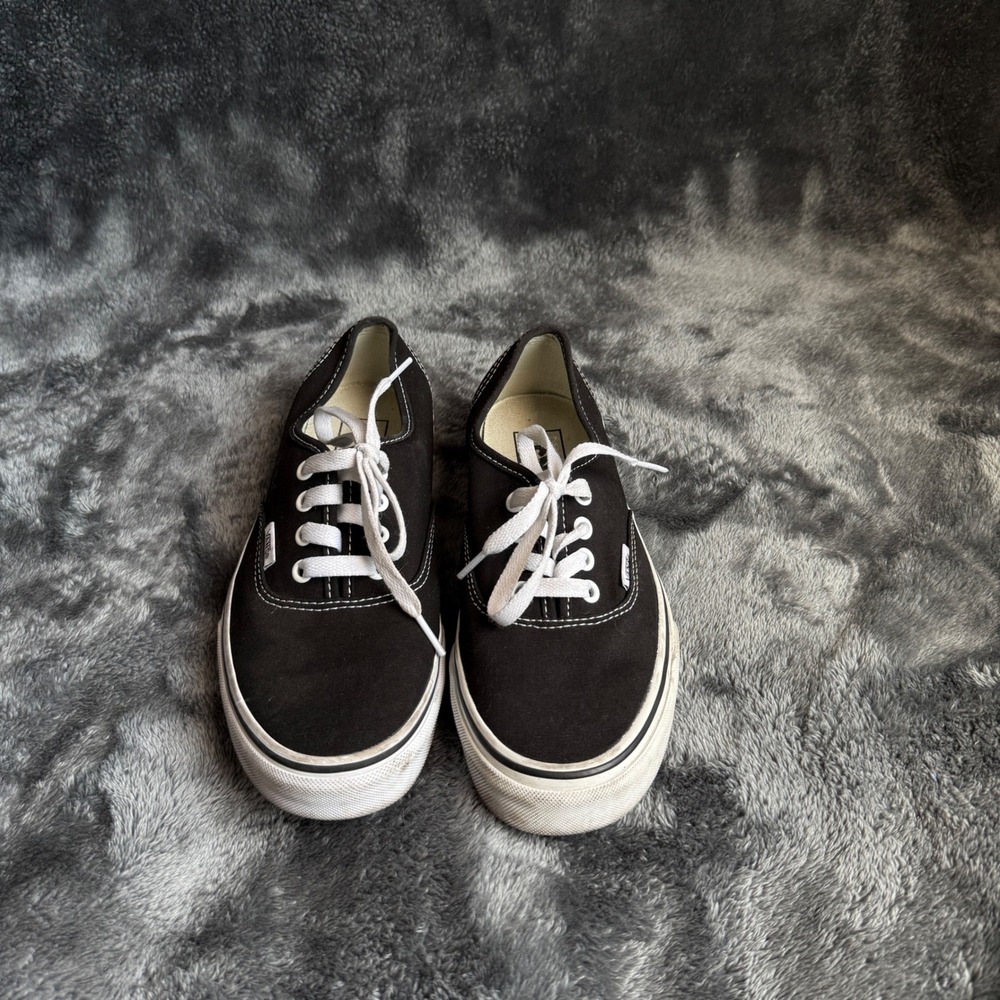 Vans Authentic Black White Low Top Canvas Skate Shoes Mens6Womens7.5 VN000EE3BLK